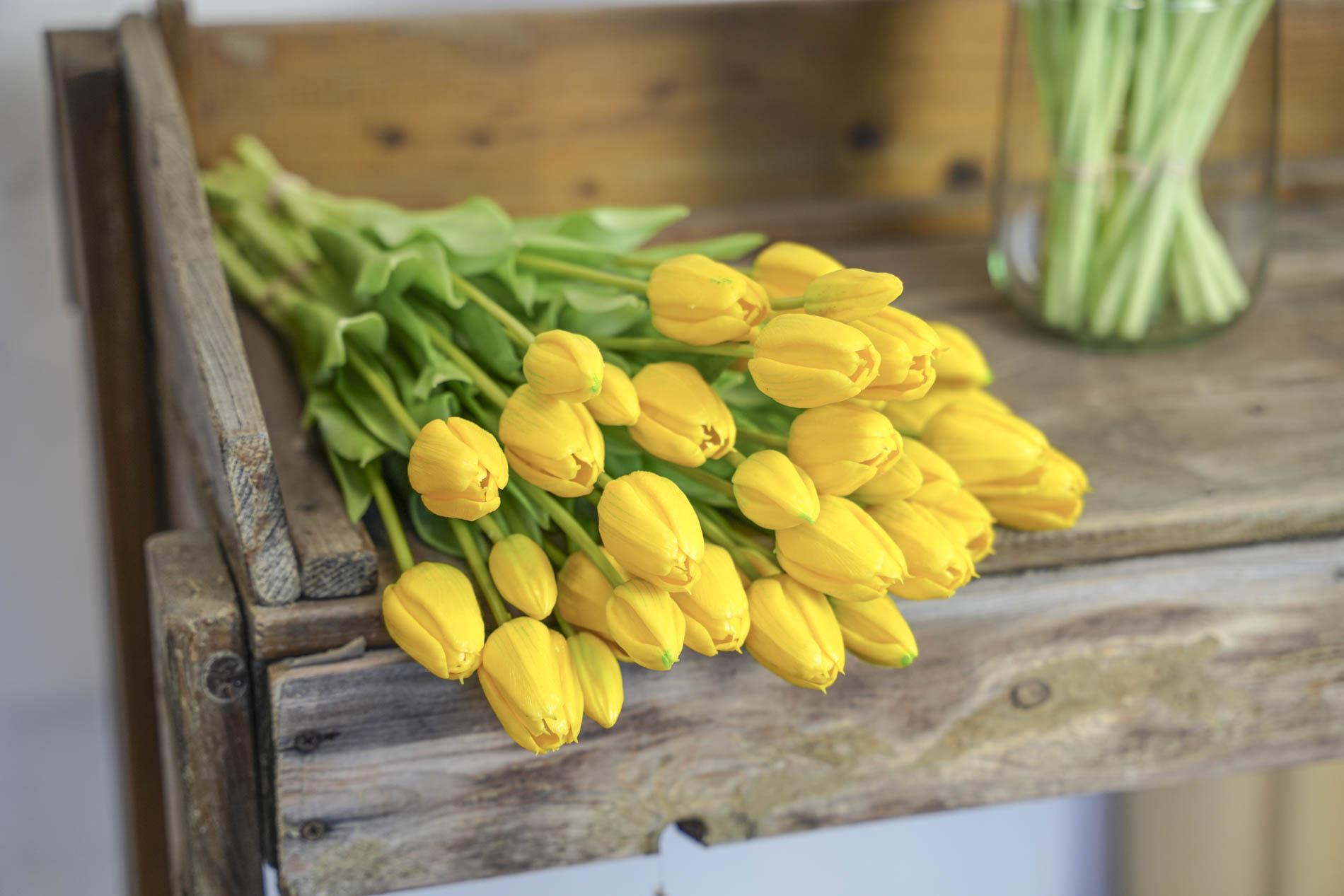 Kunst Tulpen Bouquet Gelb 10 Stück – Real Touch 42 cm | Pflanzfix24.de - Pflanzfix24.de