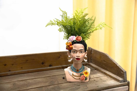 Lady Flower Vase - 30 cm - Decorative Vase - Pflanzfix24.de - Pflanzfix24.de