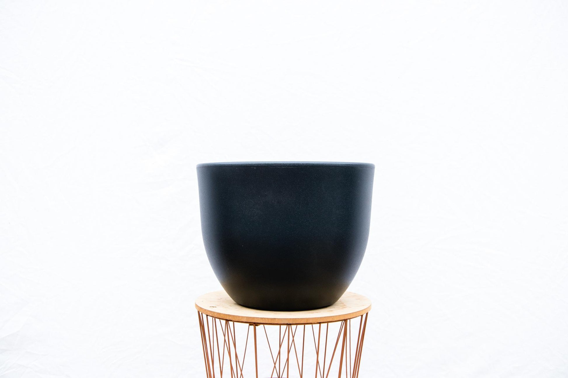 Blumentopf Eggy D55 Anthrazit modern Indoor/Outdoor – Pflanzfix24.de - Pflanzfix24.de
